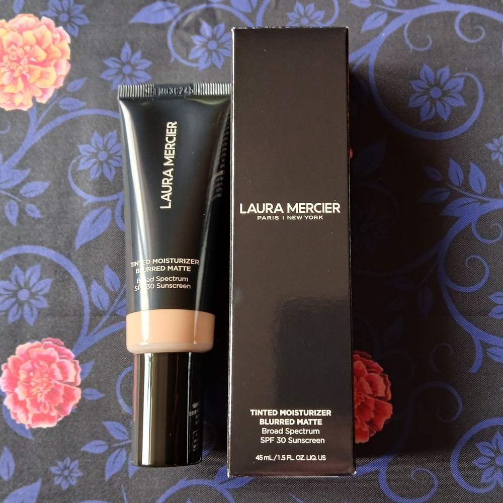 NIB Laura Mercier Tinted Moisturizer Blurred Matte Oil Free SPF 30 - 1N BIRCH